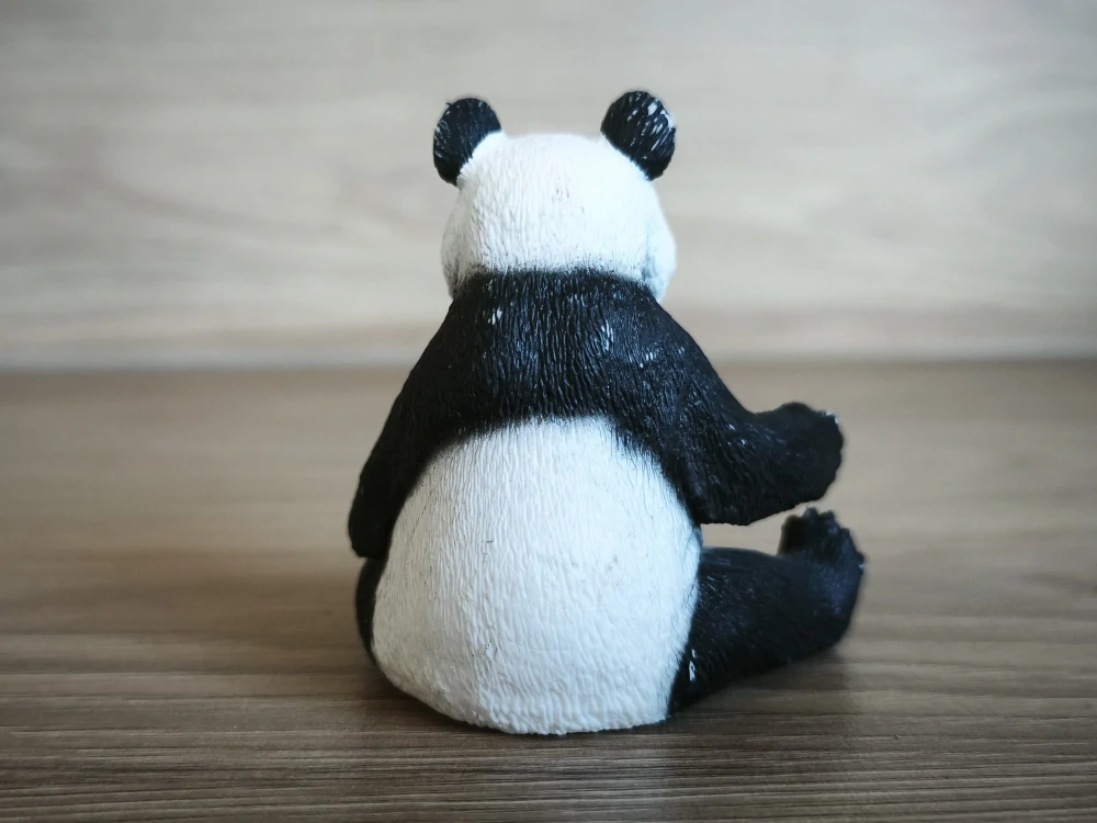 panda sedící  14773, model 2016
