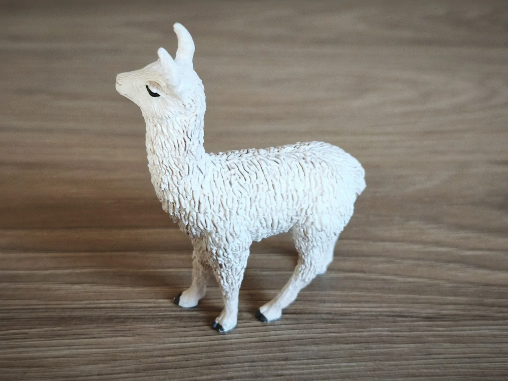 lama 13920, model 2020