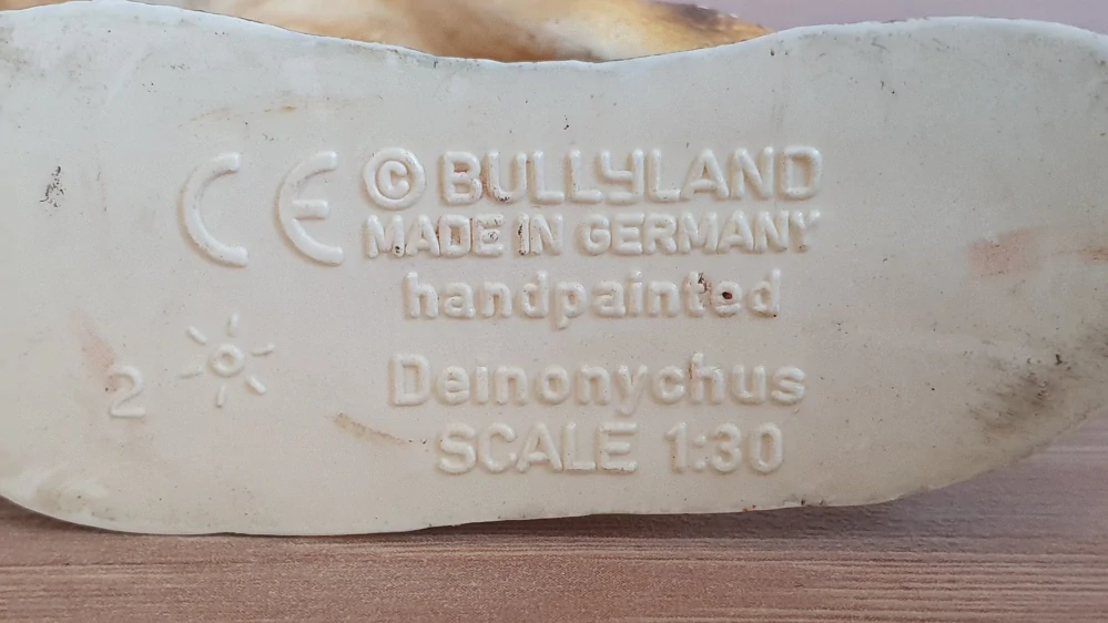 Velociraptor zn. Bullyland