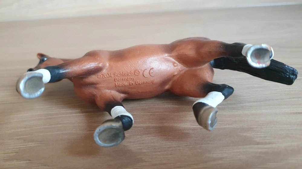 Hanoverská klisna 13296, model 2004