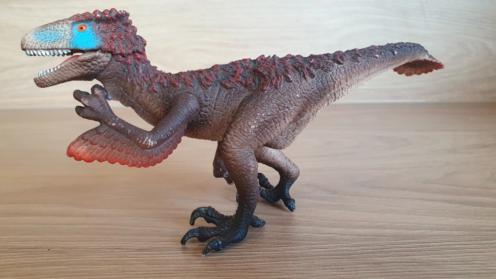 Utahraptor  14582, model 2016