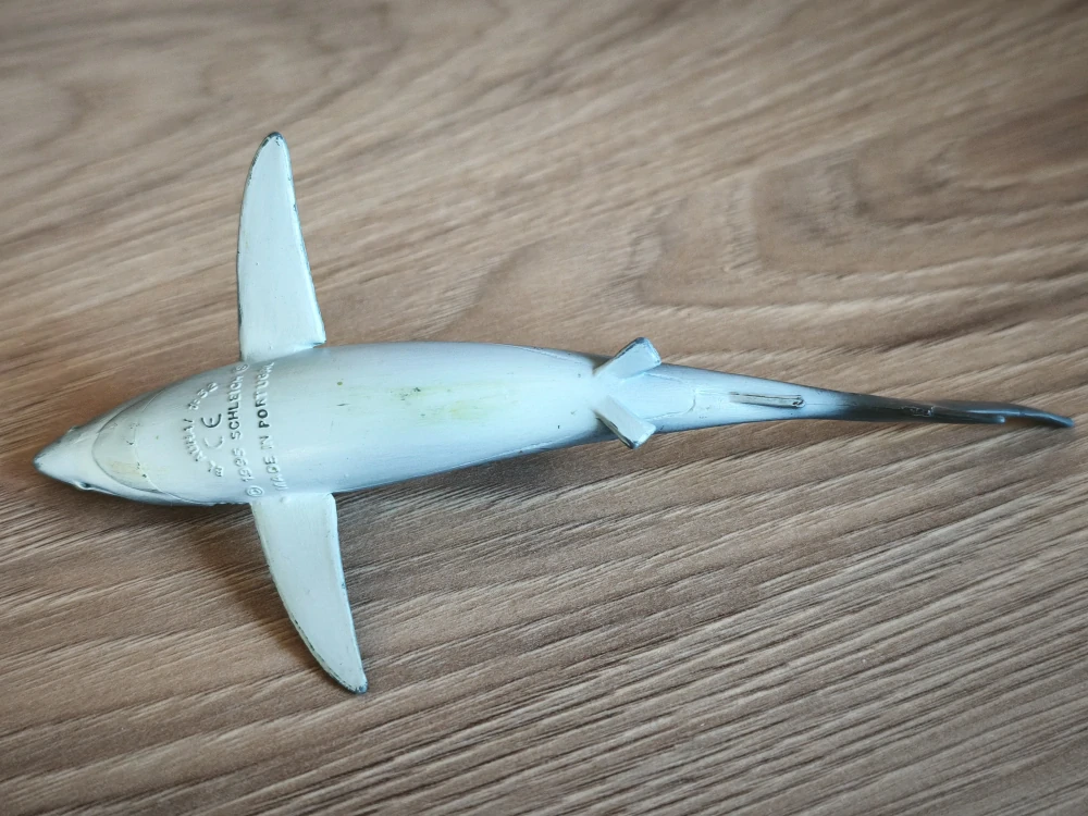 žralok modrý 16096, model 2006