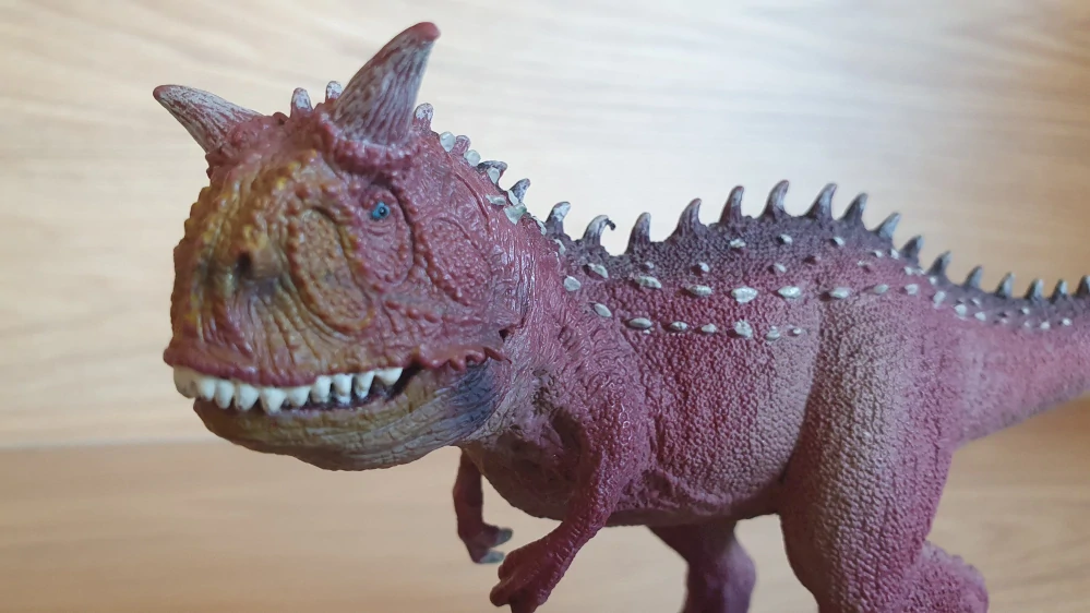 Carnotaurus 14527, model 2012
