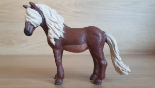 Islandská klisna edice McDonalds No 6, model 2019