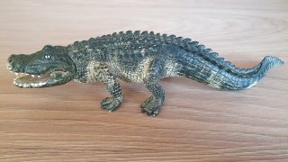 aligátor s pohyblivou čelistí 14727, model 2014