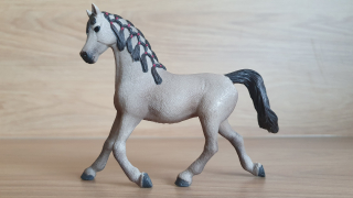 Arabská klisna 97875, model 2018
