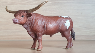 Býk longhornský  13866, model 2017