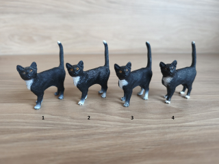 kočka stojící černá 13770, model 2014